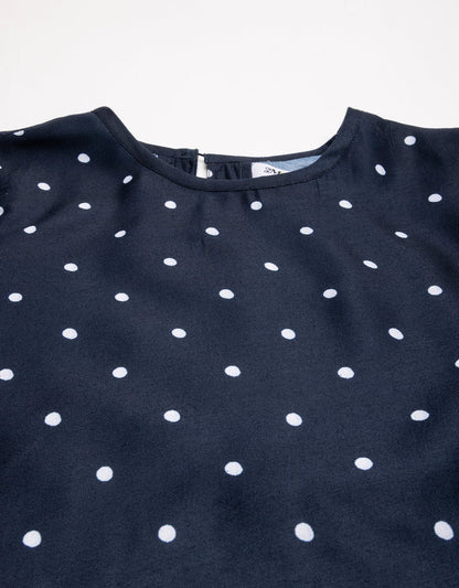 Round Neck Petal Sleeves
