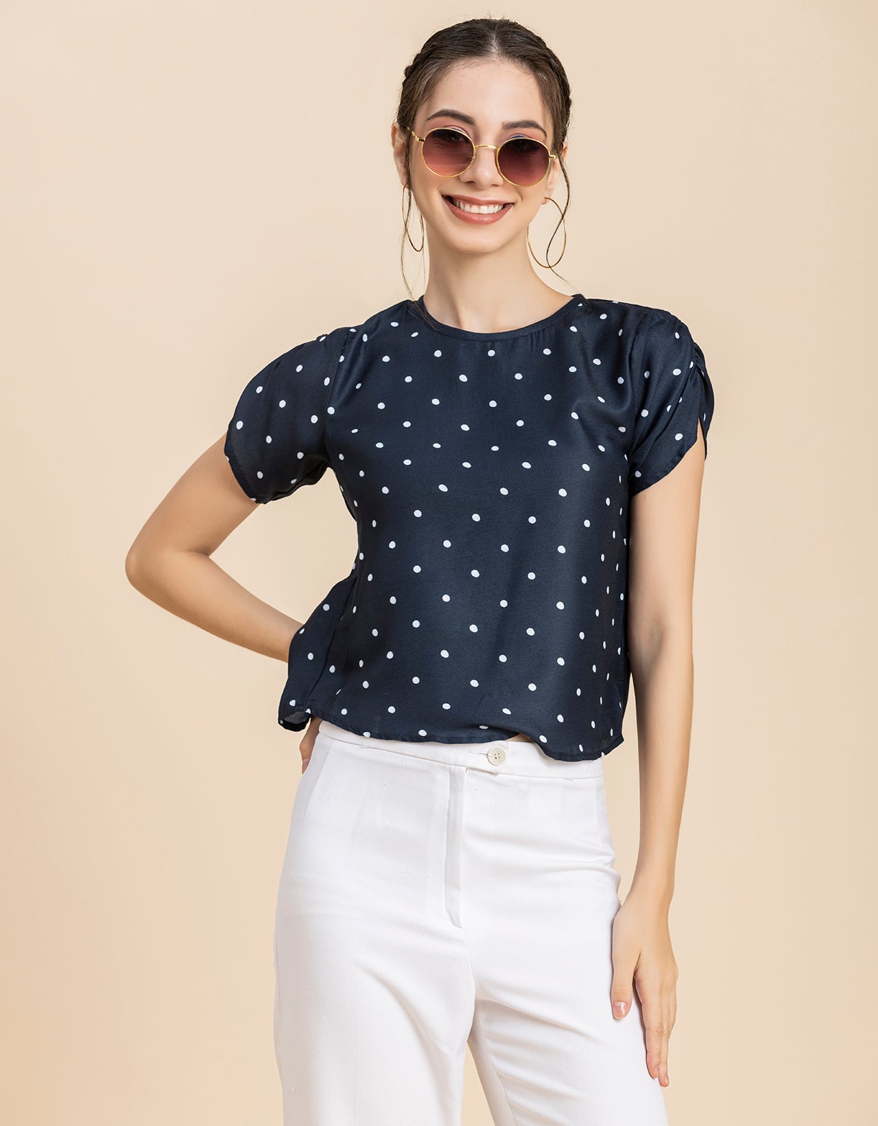 Round Neck Petal Sleeves