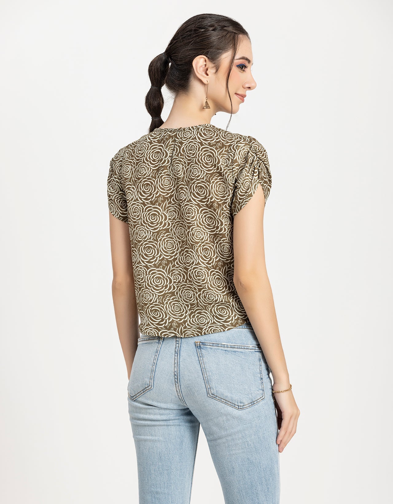 Round Neck Petal Sleeves