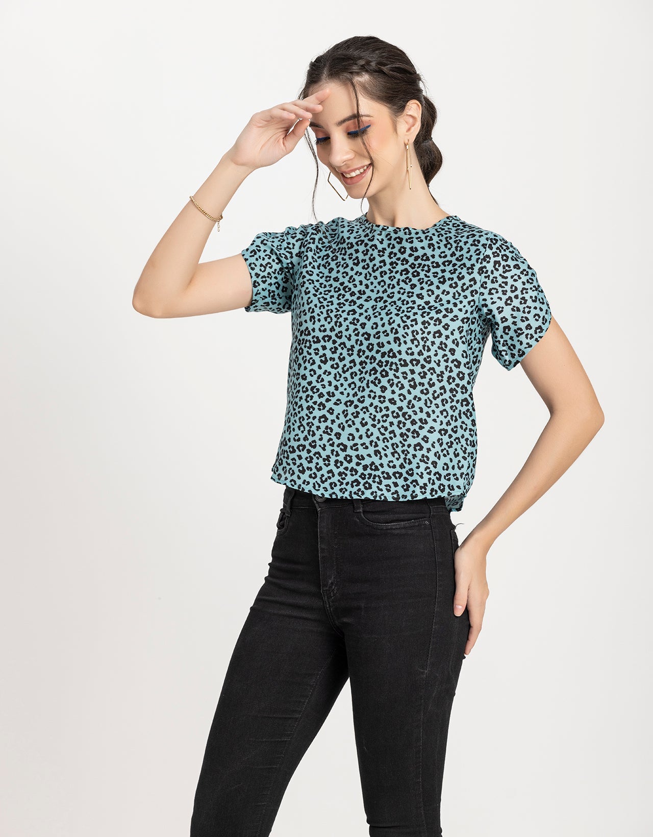 Round Neck Petal Sleeves