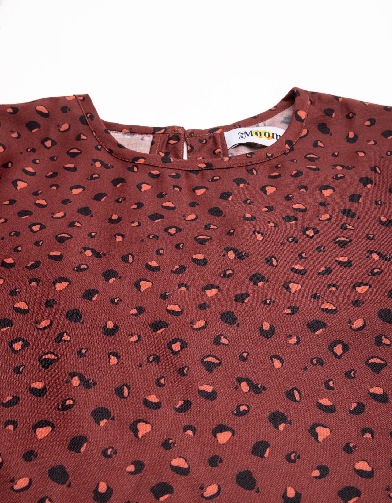 Round Neck Petal Sleeves