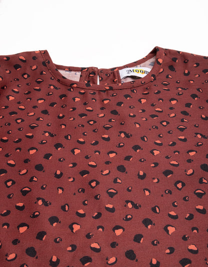 Round Neck Petal Sleeves