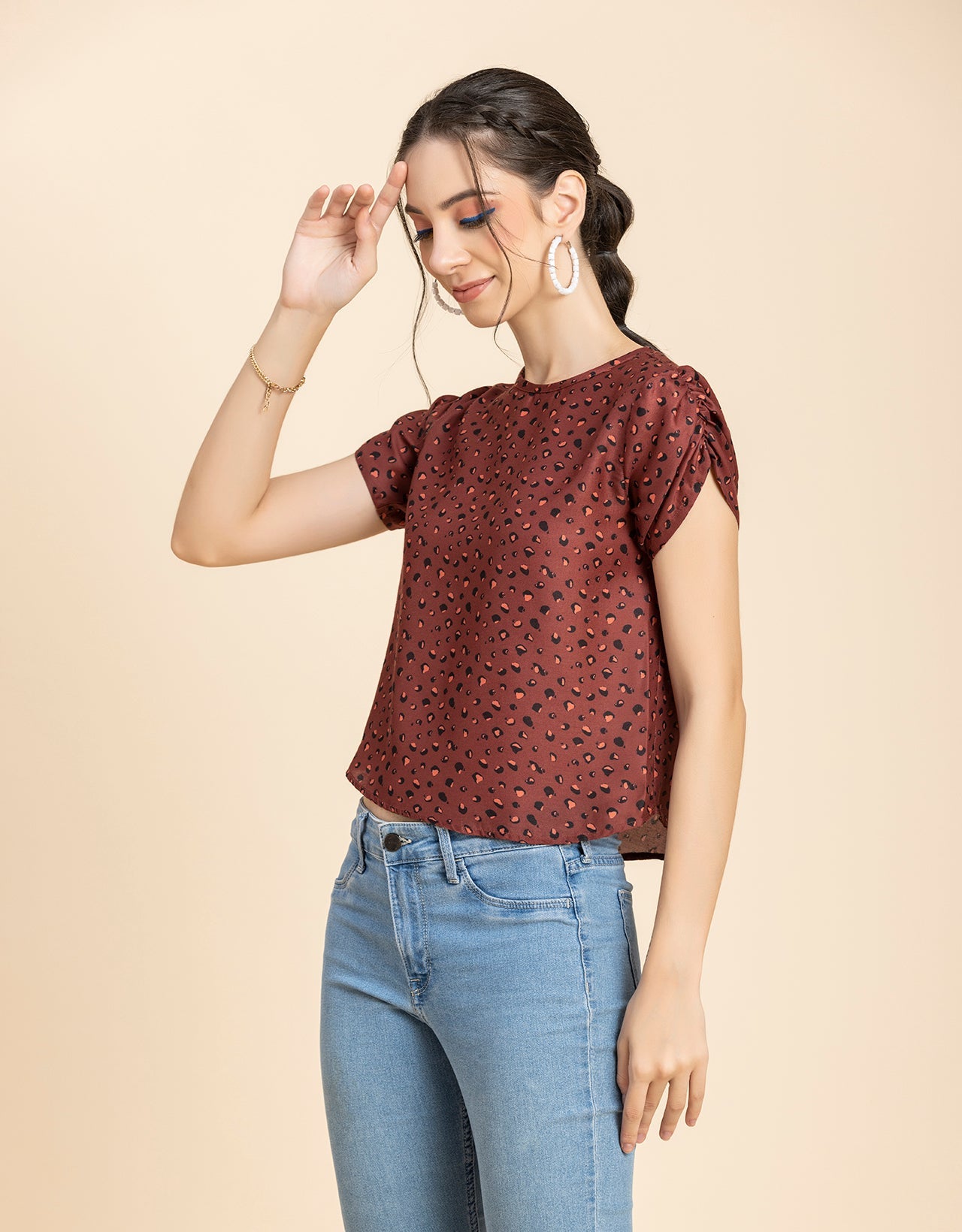 Round Neck Petal Sleeves