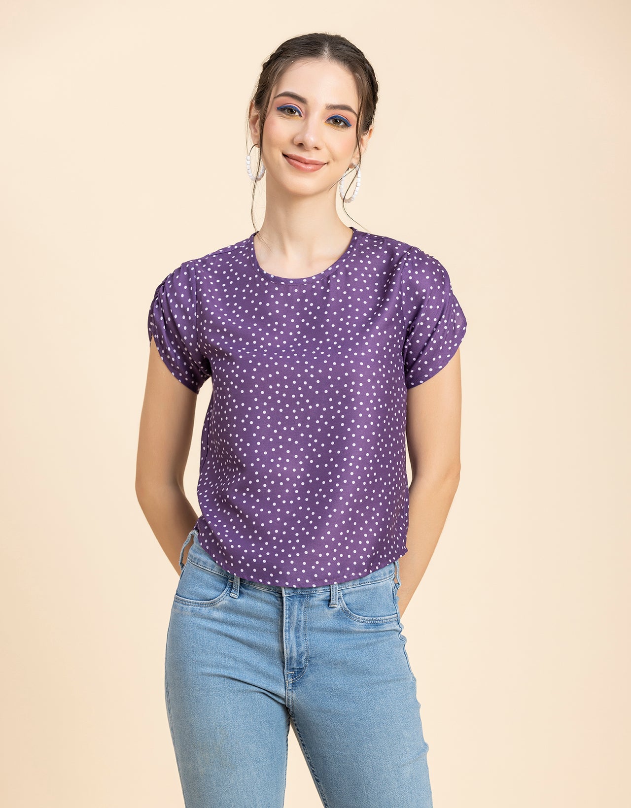 Round Neck Petal Sleeves