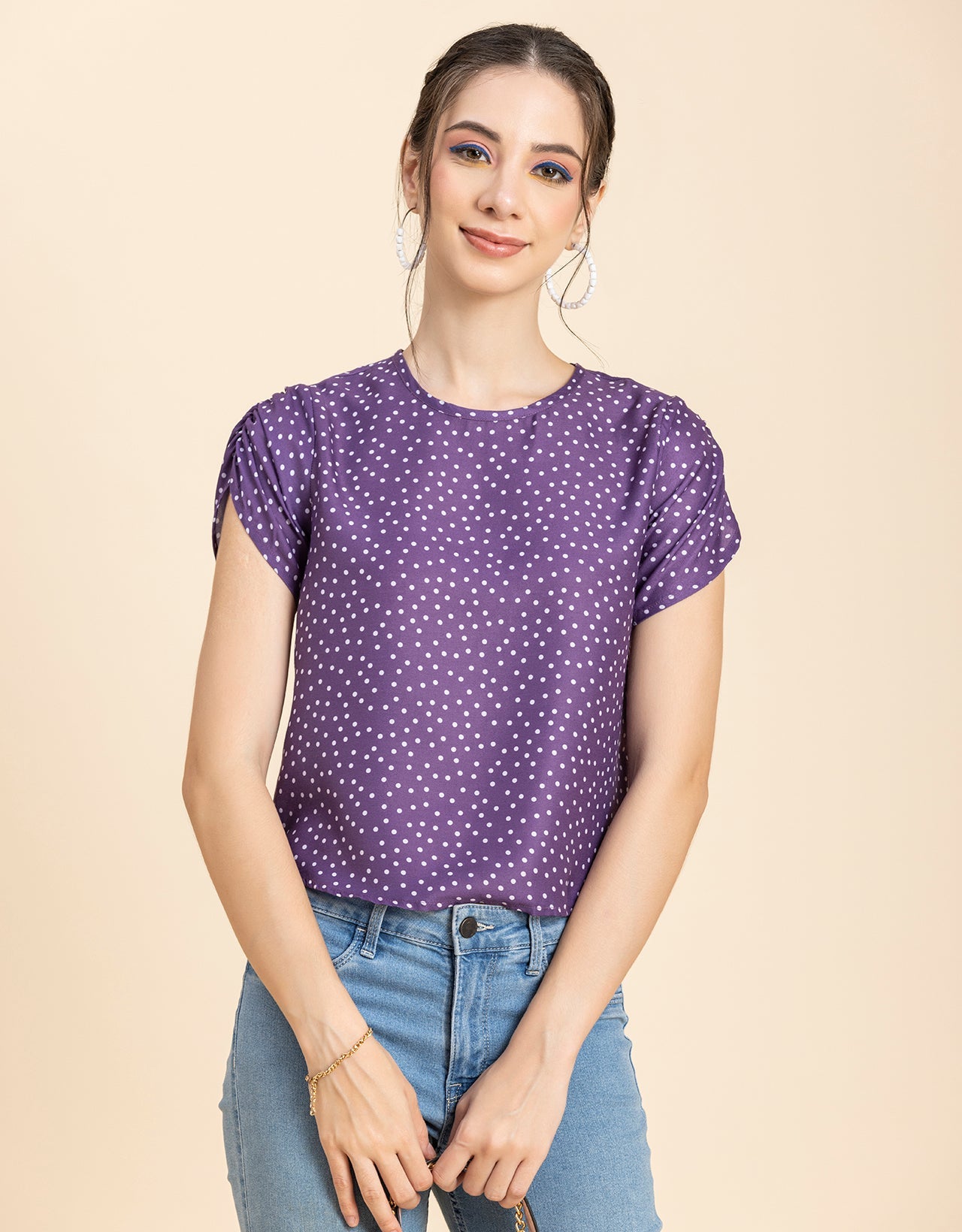 Round Neck Petal Sleeves