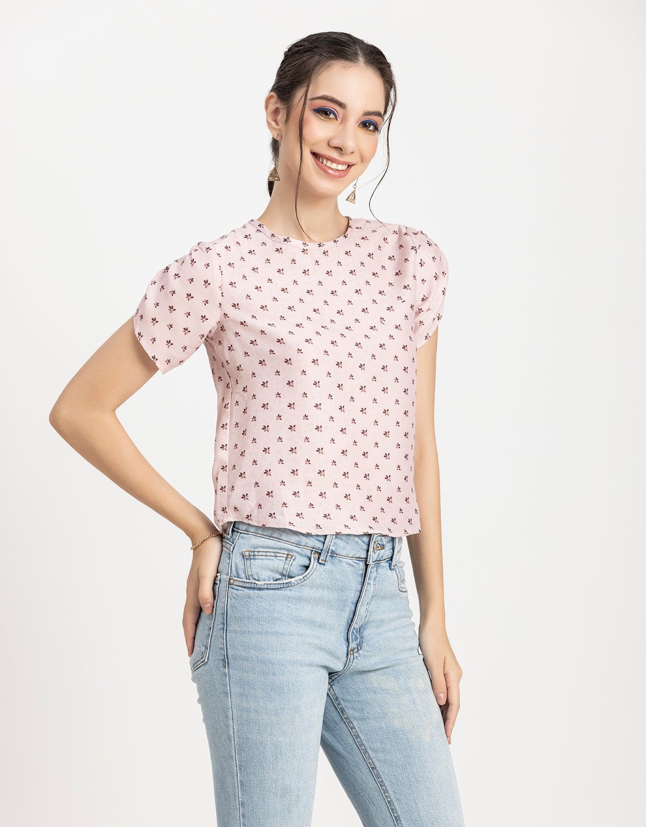 Round Neck Petal Sleeves