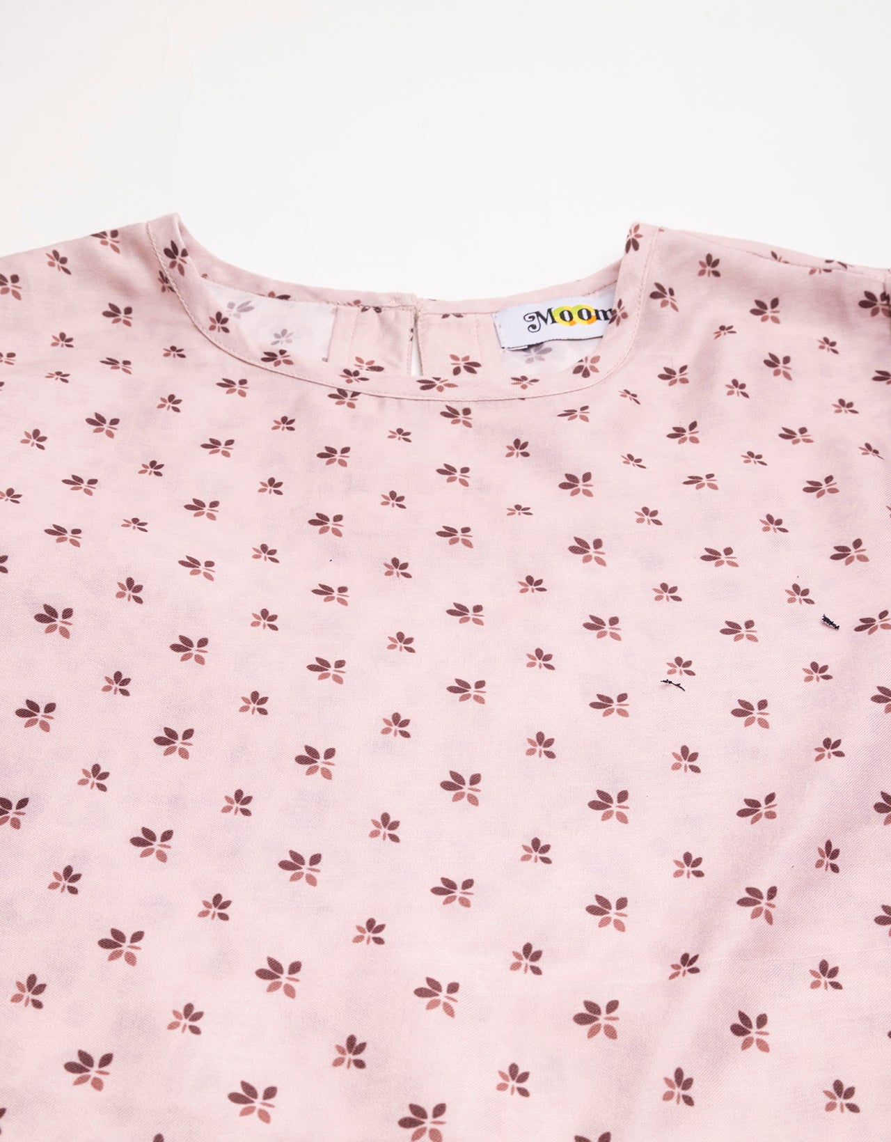 Round Neck Petal Sleeves
