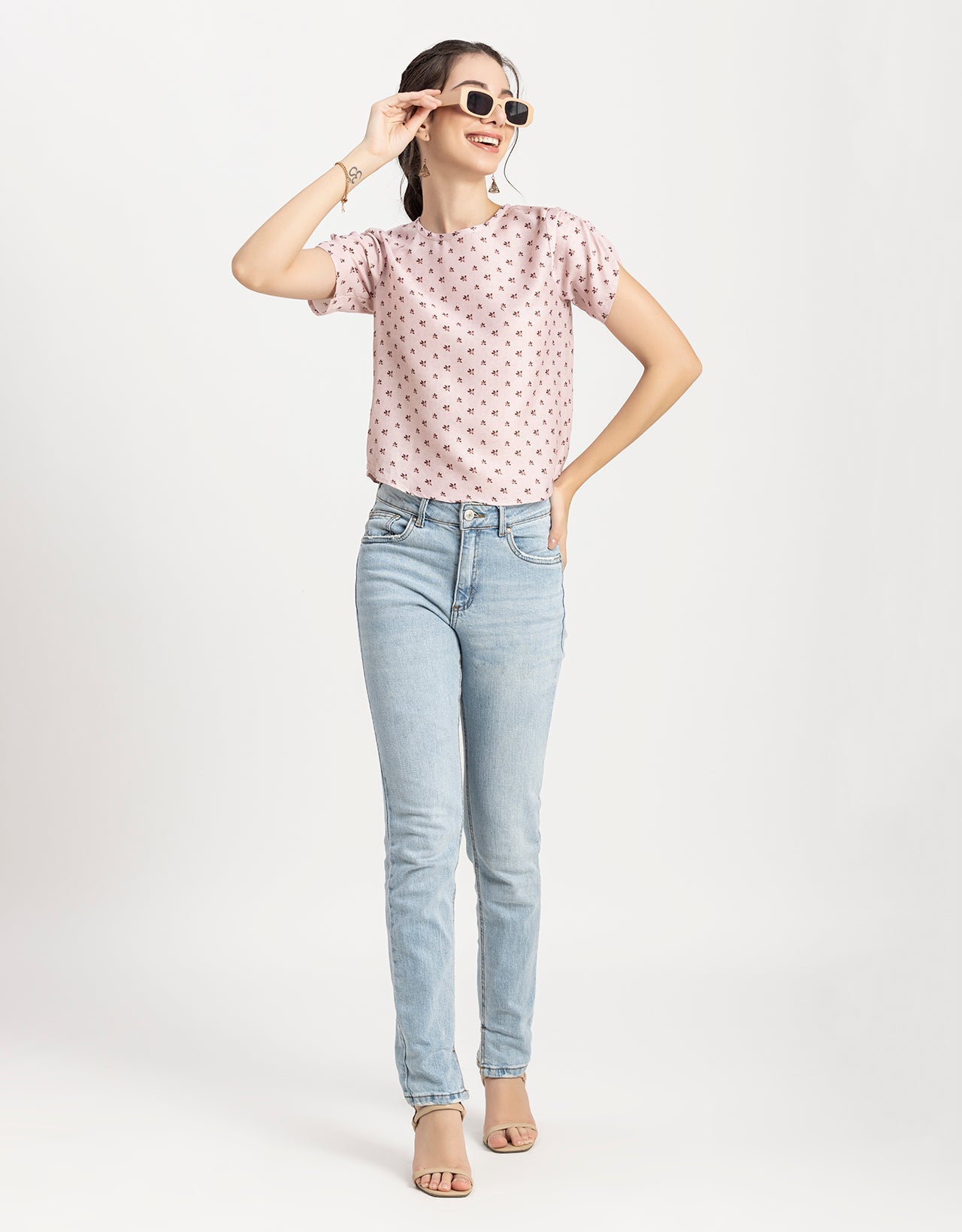 Round Neck Petal Sleeves