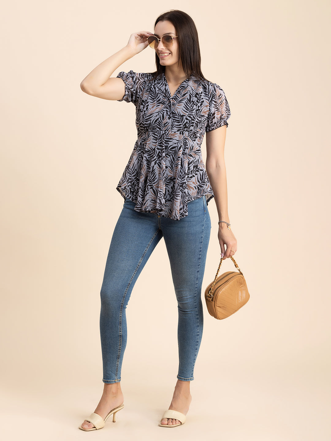 Flared Short Puff Sleeve