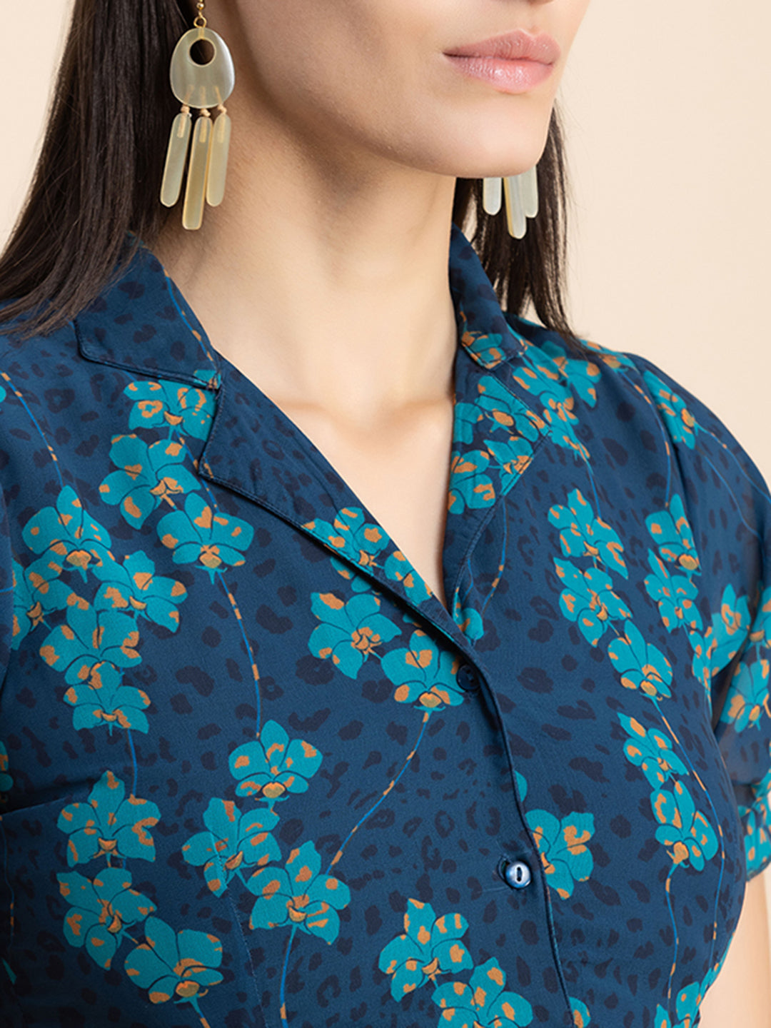 Flared Short Puff Sleeve