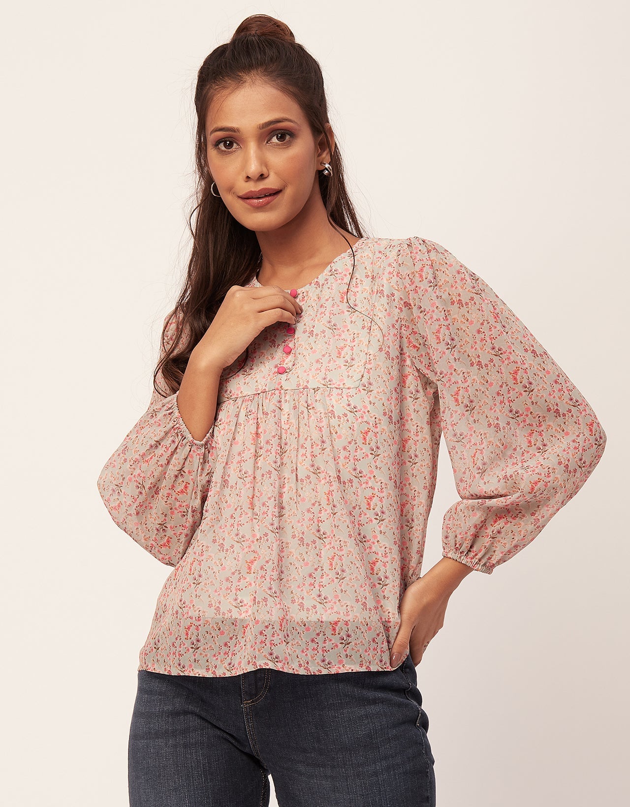 Round Neck Long Puff Sleeve