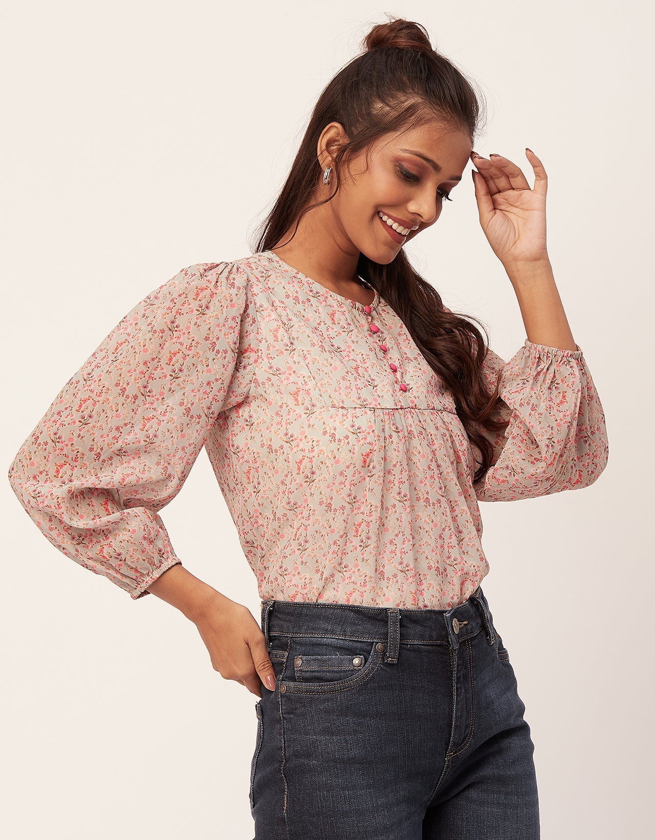 Round Neck Long Puff Sleeve