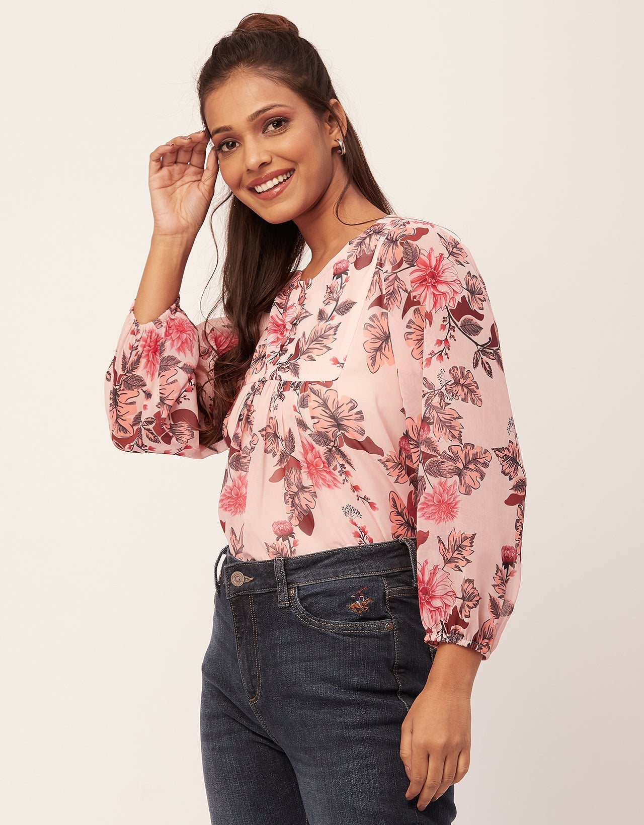Round Neck Long Puff Sleeve