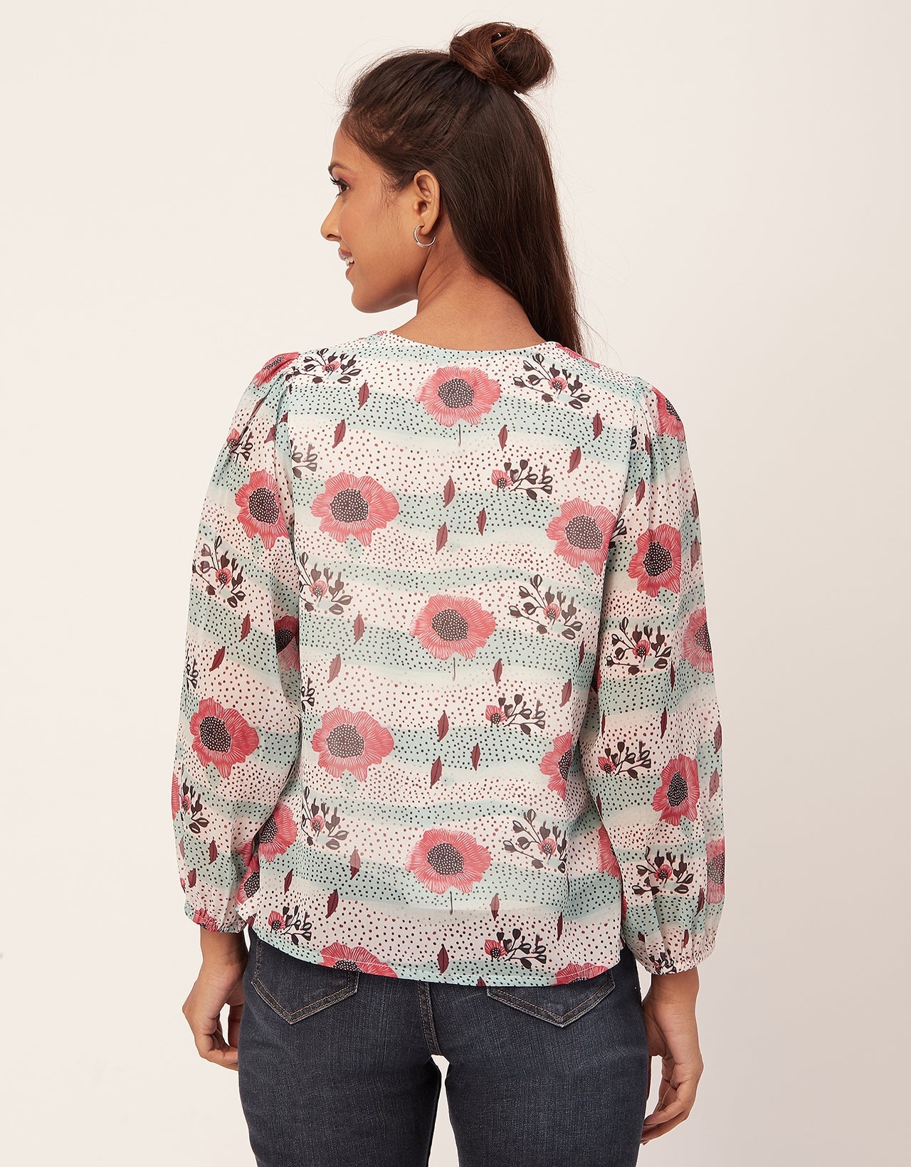 Round Neck Long Puff Sleeve