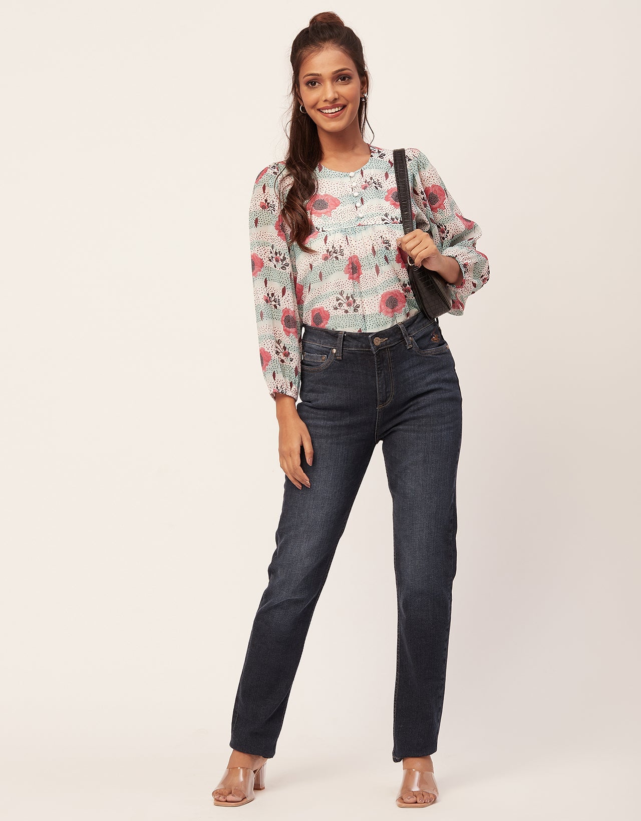 Round Neck Long Puff Sleeve