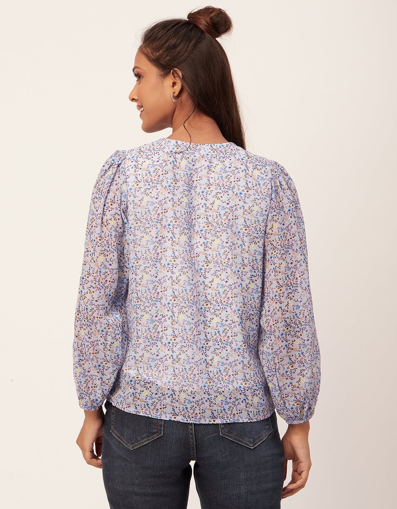 Round Neck Long Puff Sleeve