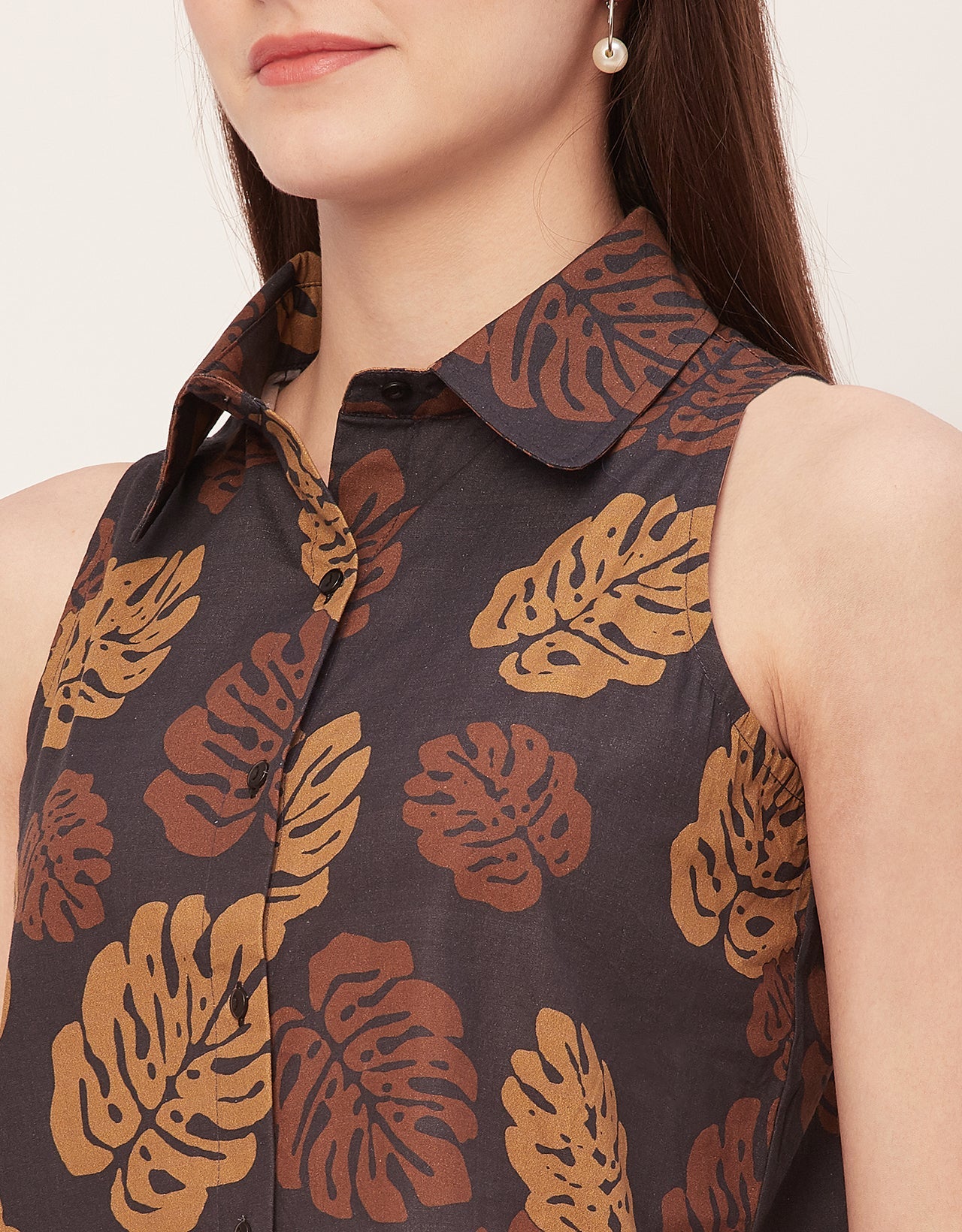 Sleeveless Cotton Shirt