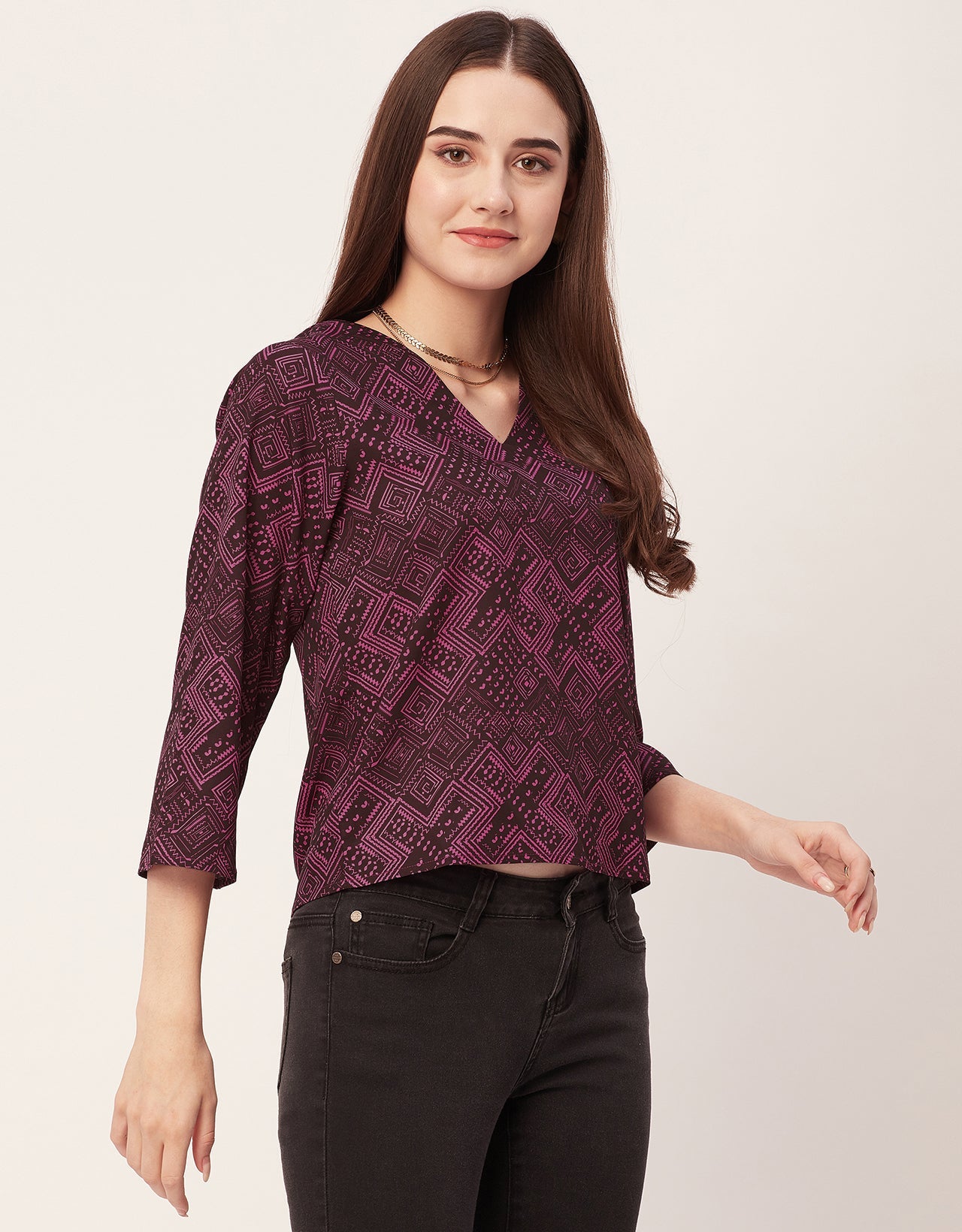 V-Neck Quarter Sleeve Top