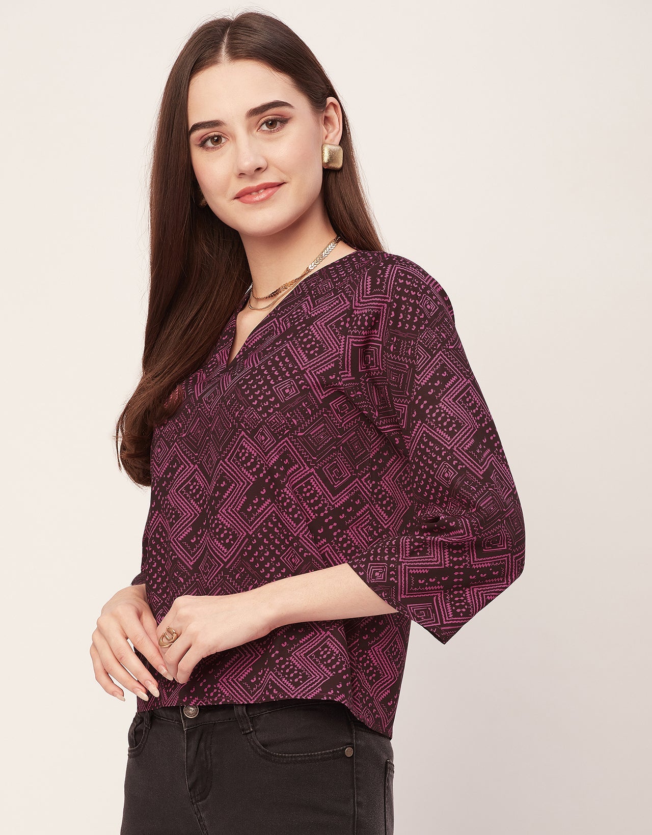 V-Neck Quarter Sleeve Top