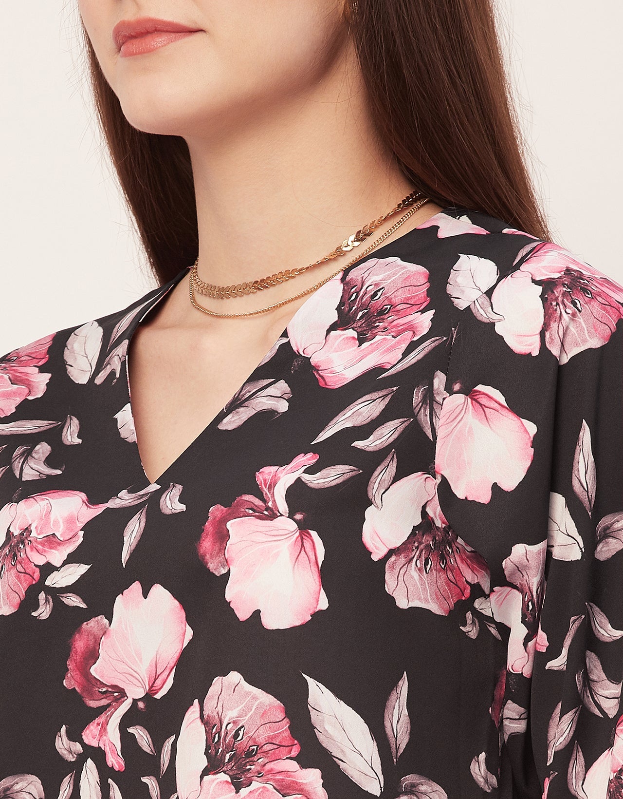 V-Neck Quarter Sleeve Top