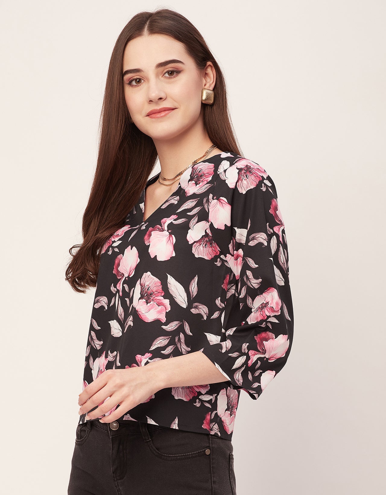 V-Neck Quarter Sleeve Top