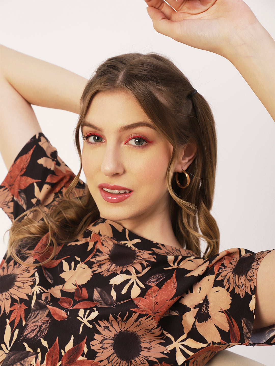 Printed Front Knot Crop