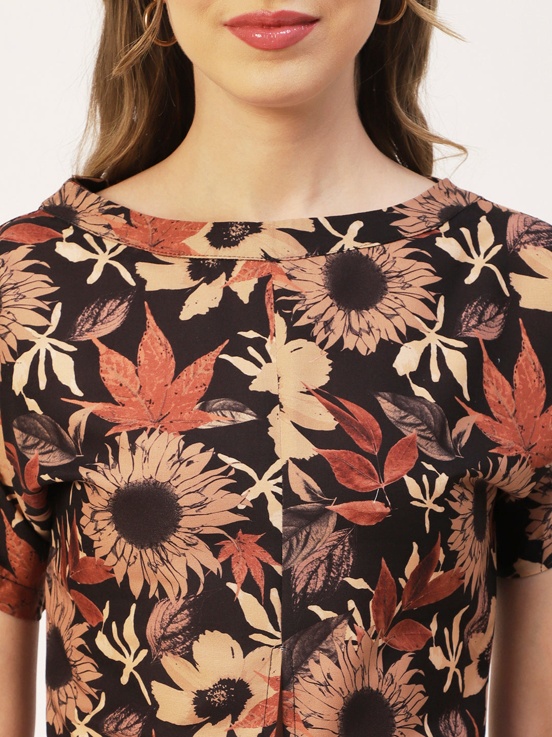 Printed Front Knot Crop