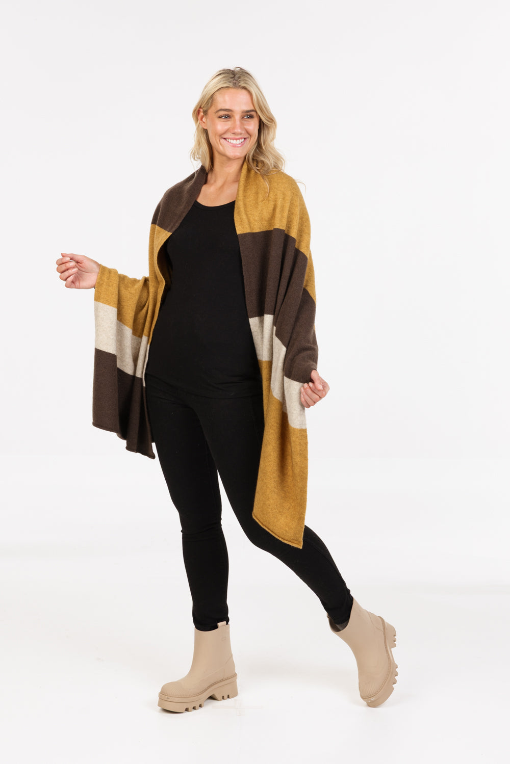 Women's possum-merino travel wrap - Klothing NZ