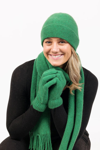 Plain Glove