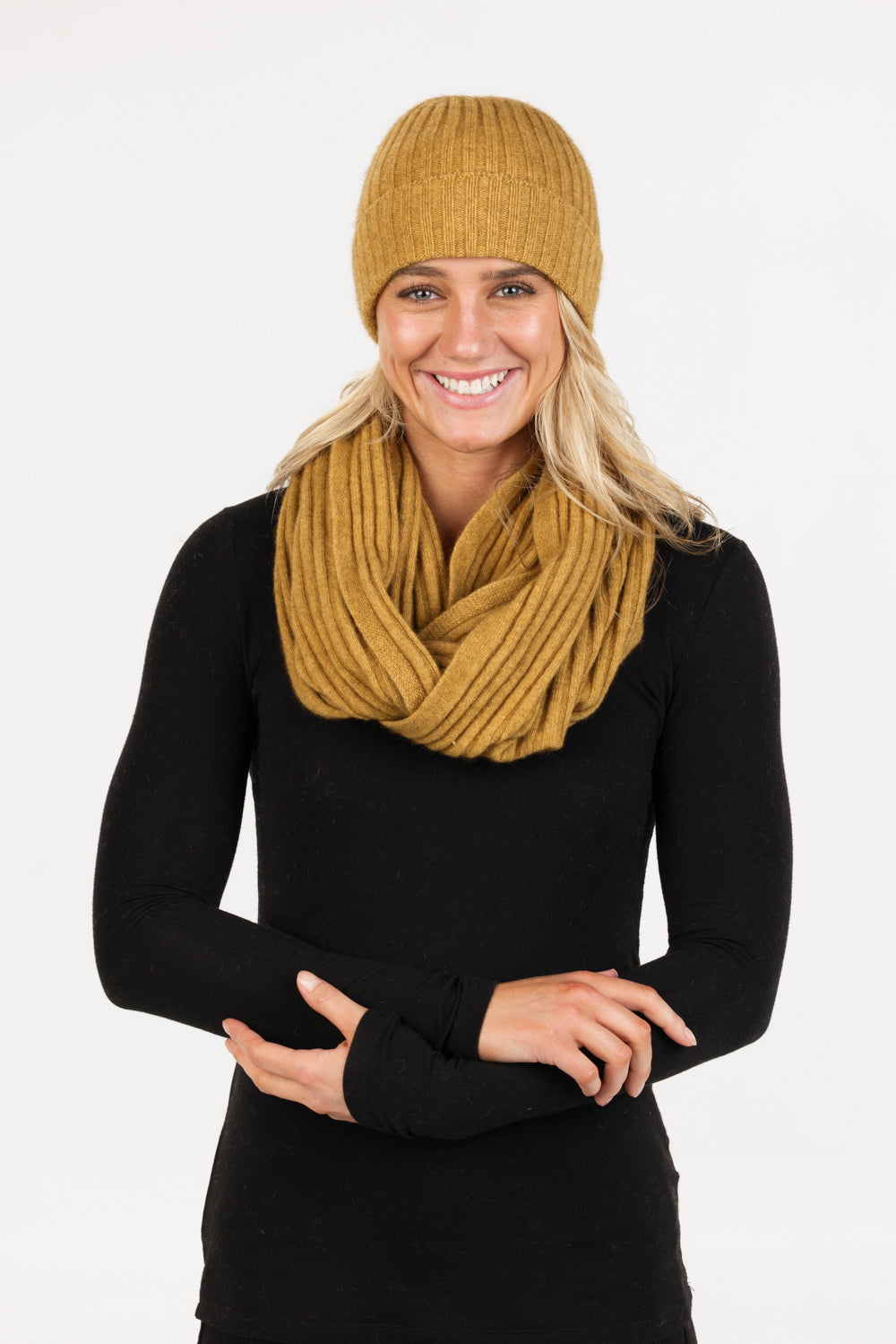 Ribbed Loop Scarf