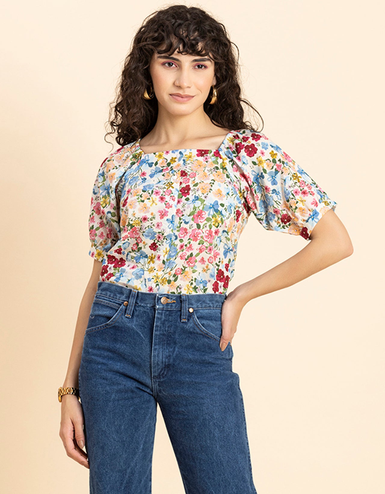 Square Neck Puffed Sleeves