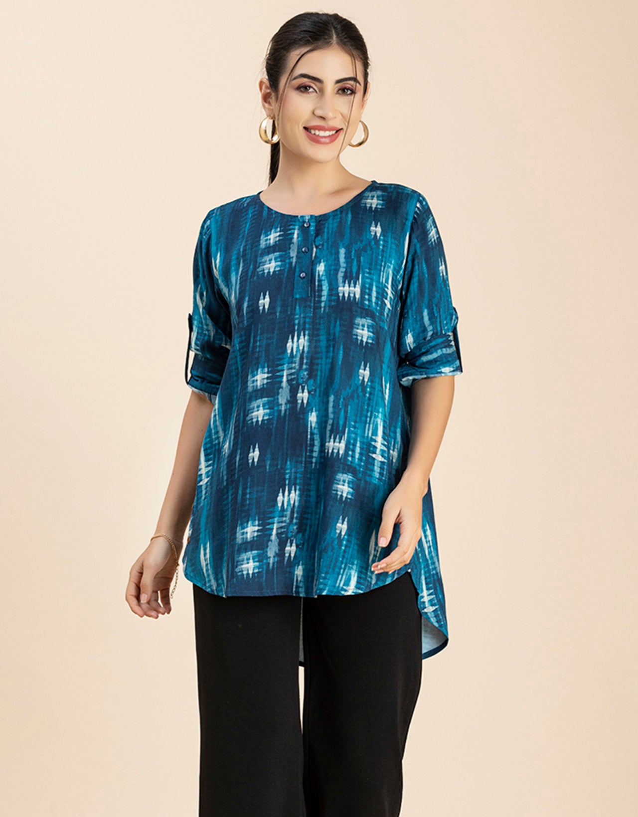 Round Neck Button Placket