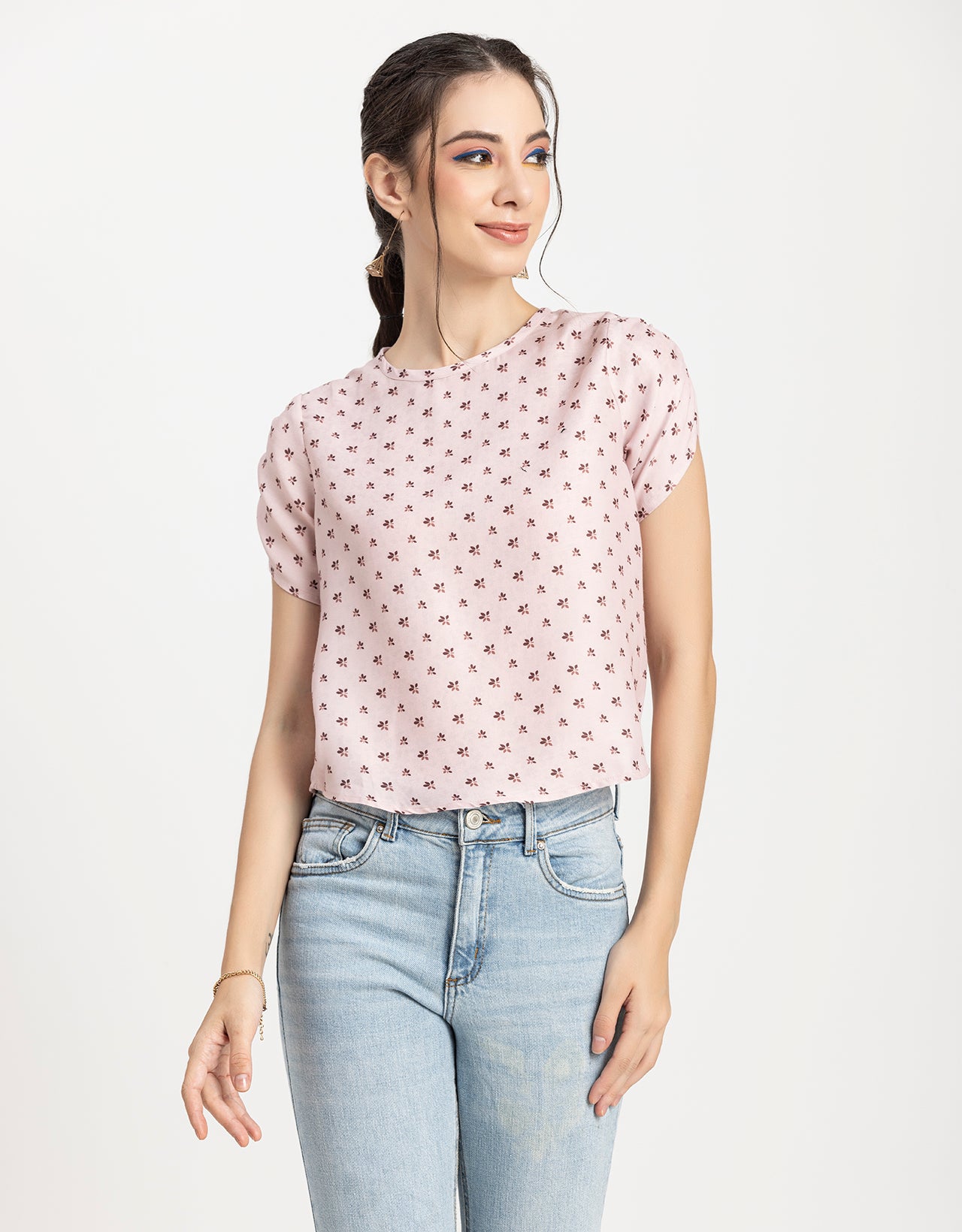 Round Neck Petal Sleeves